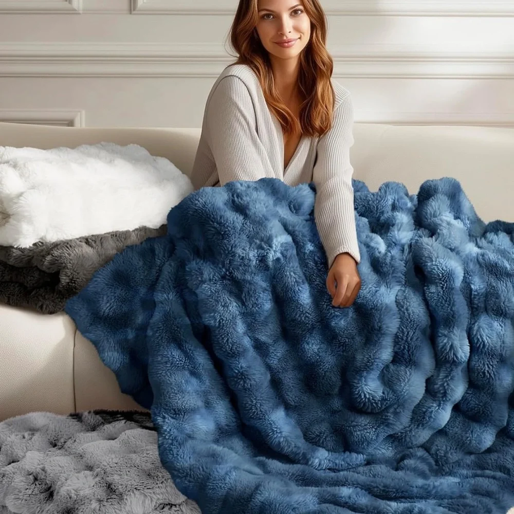 Blunique Ultra Soft Cozy Faux Fur Throw Blanket - Picture 3 of 5